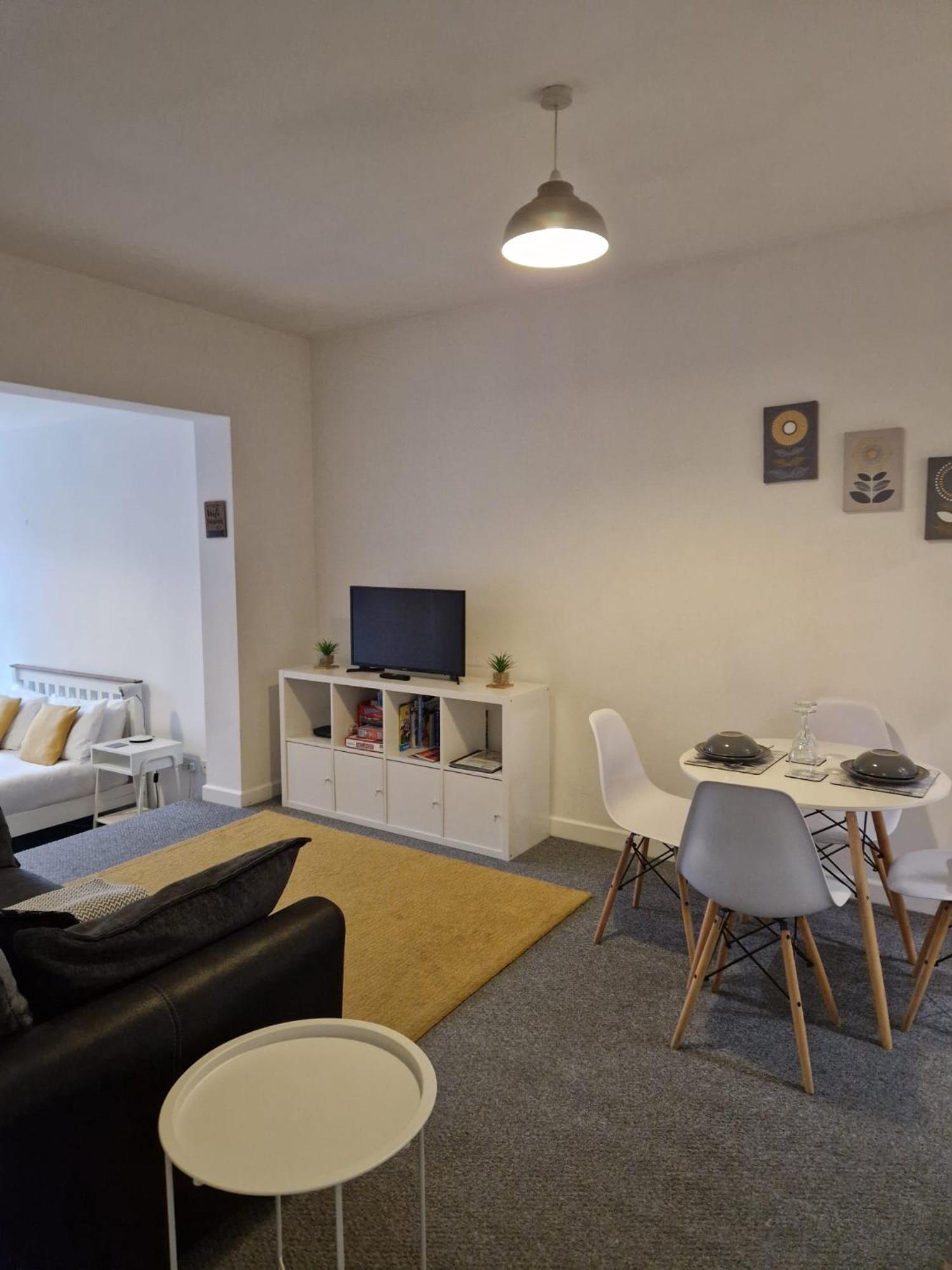 Hereford City - Victory Apartment - Modern Studio In Vibrant Popular Area Of Hereford - Hosted By Rentmyhouse מראה חיצוני תמונה