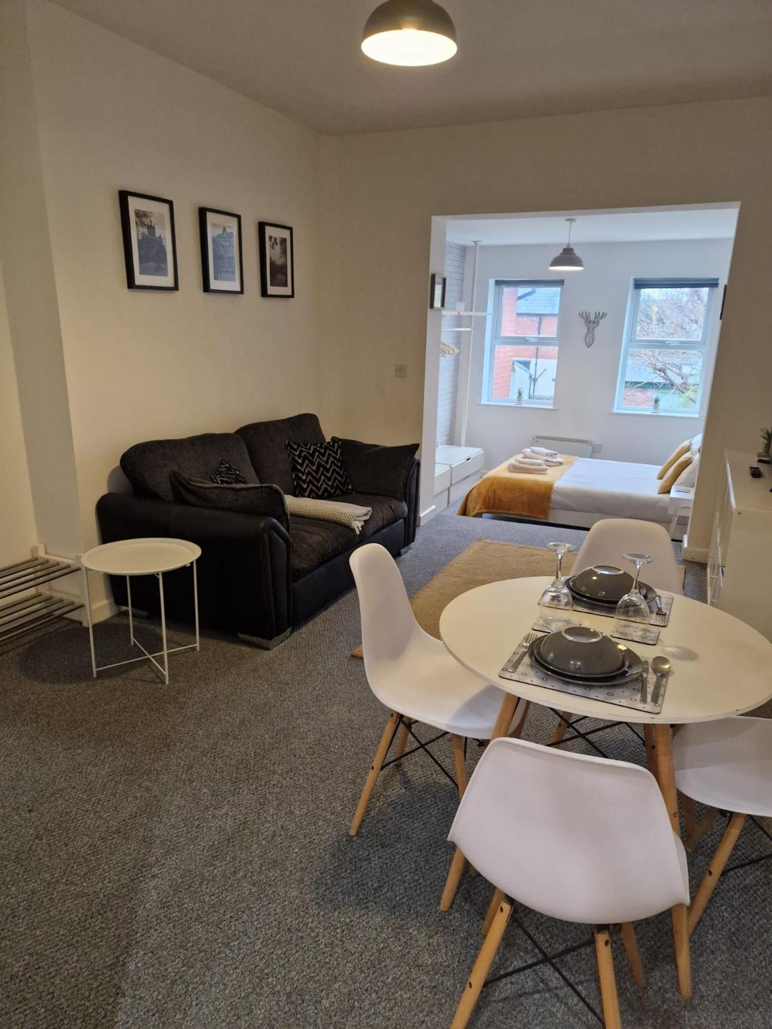 Hereford City - Victory Apartment - Modern Studio In Vibrant Popular Area Of Hereford - Hosted By Rentmyhouse מראה חיצוני תמונה